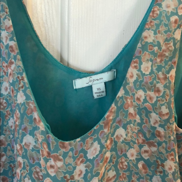 Floral, Layered Sheer Tank Top with Lining. - Picture 2 of 3